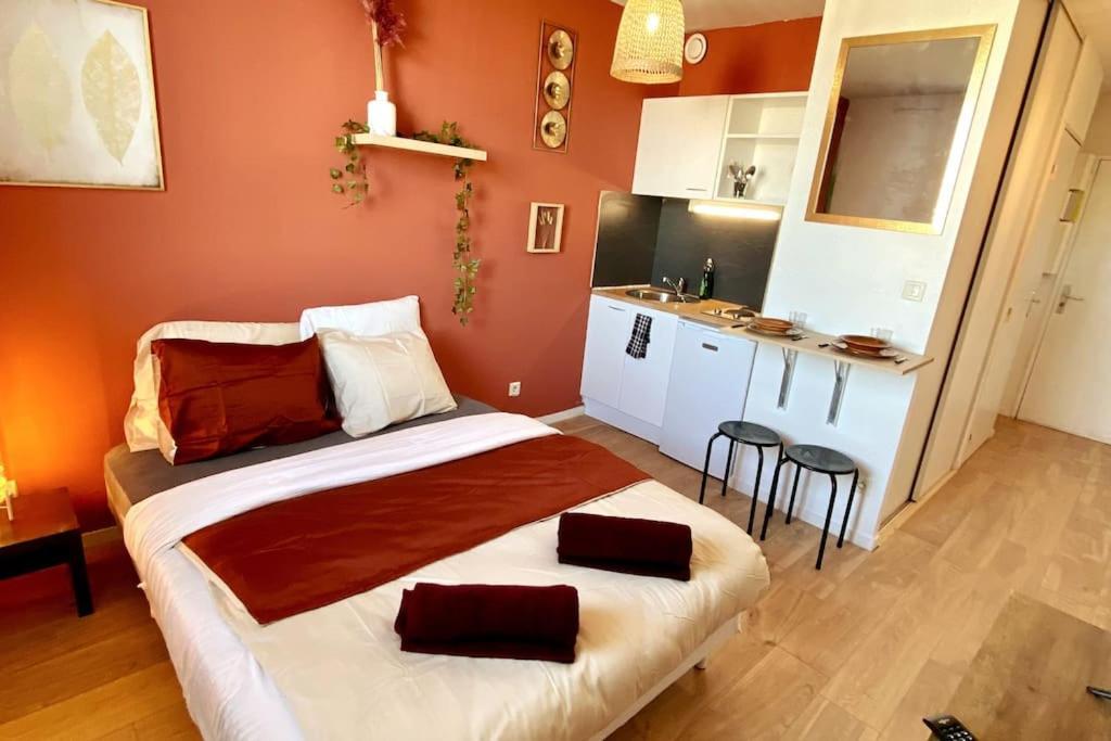 Splendide Studio Moderne - Proche Centre - Laverie Nimes Luaran gambar