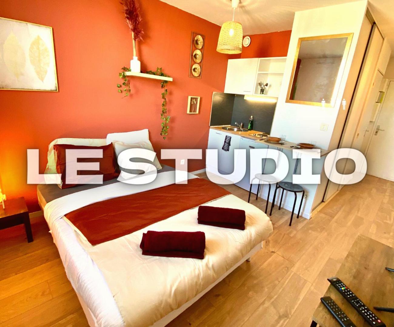 Splendide Studio Moderne - Proche Centre - Laverie Nimes Luaran gambar
